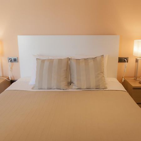Hotel Novomar Chiclana de la Frontera Luaran gambar